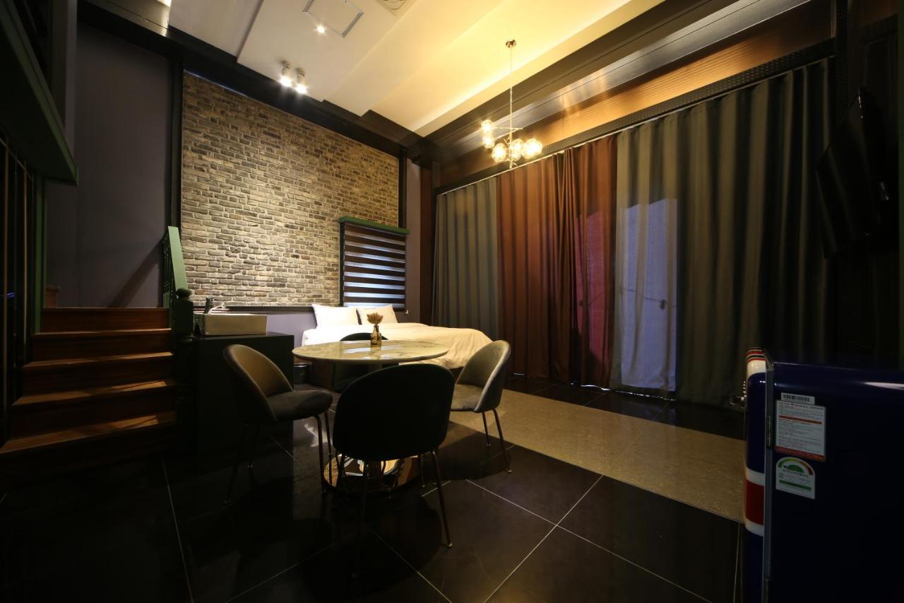 Hotel Yeogiatte Daegu Station Dış mekan fotoğraf