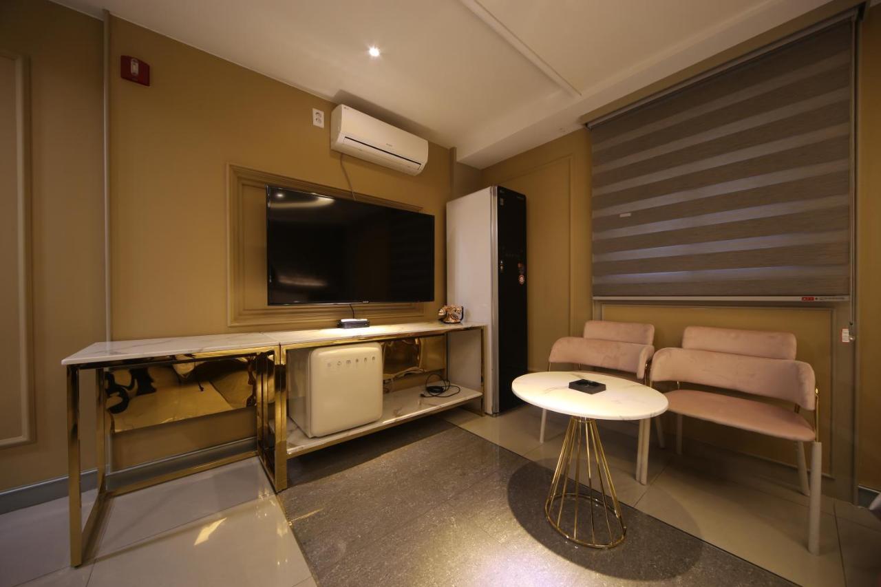 Hotel Yeogiatte Daegu Station Dış mekan fotoğraf